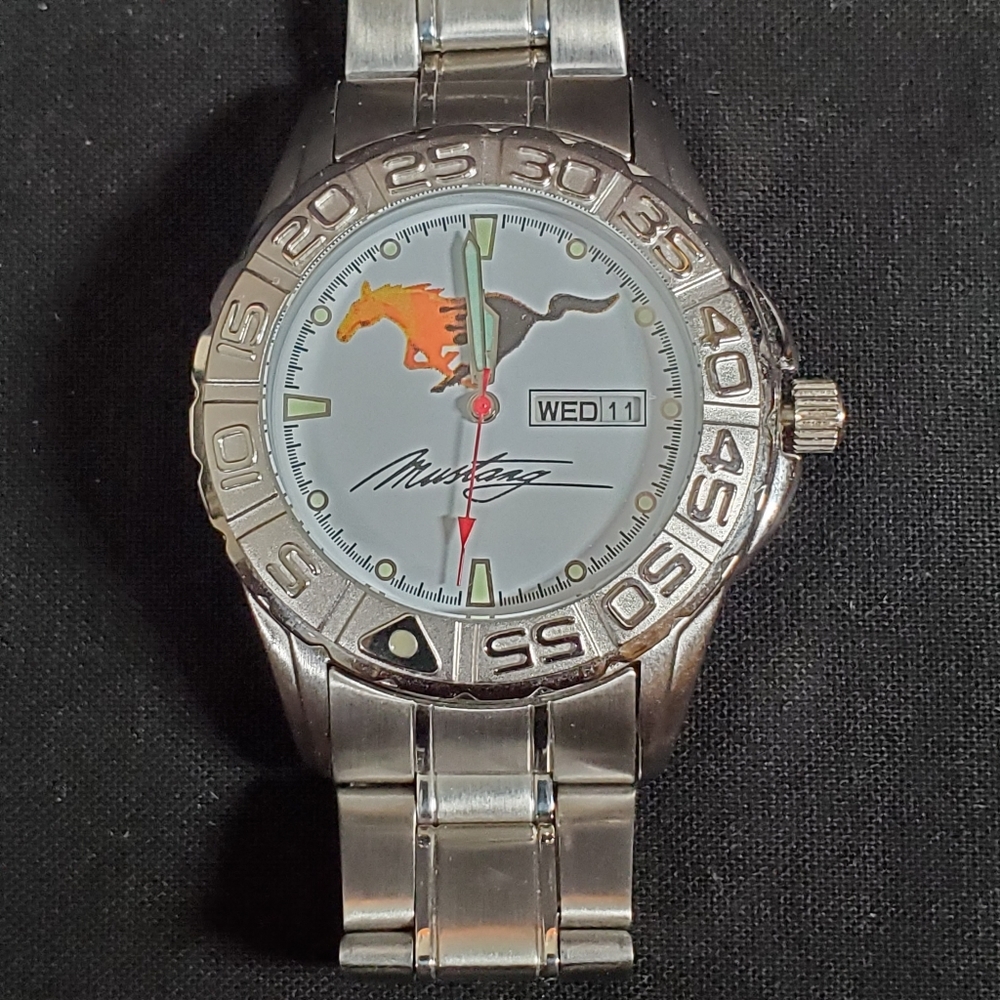 Mustang Watch Mustang Watch